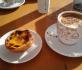 Im Café und Restaurant